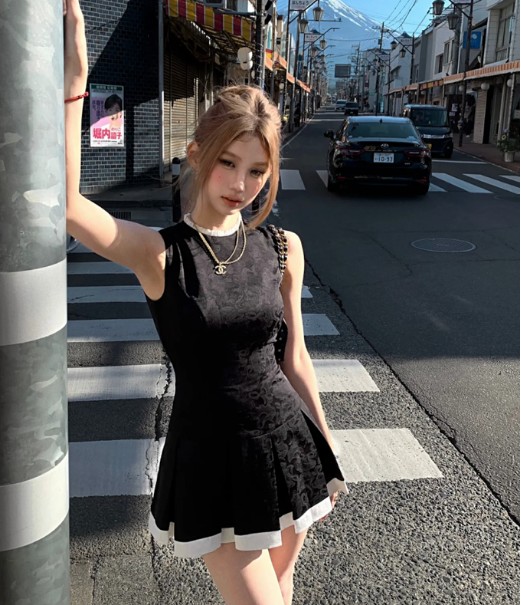 Black outfit used as a color research reference